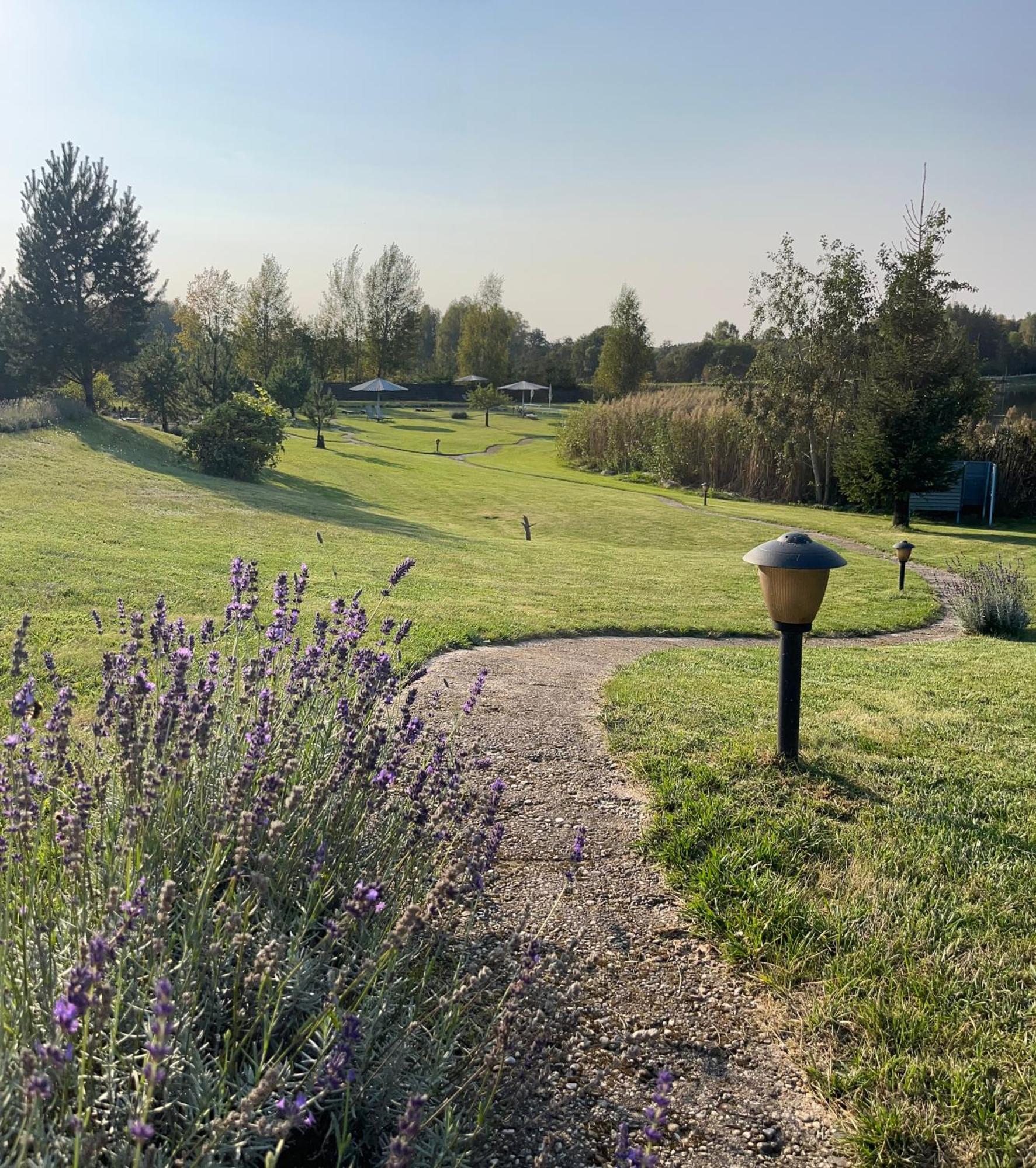 Lavender Village Kiemeliai Esterno foto