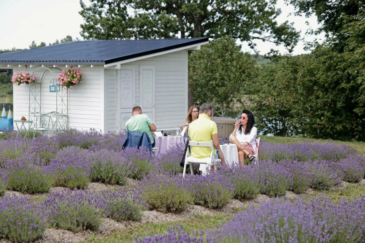 Lavender Village Kiemeliai Esterno foto